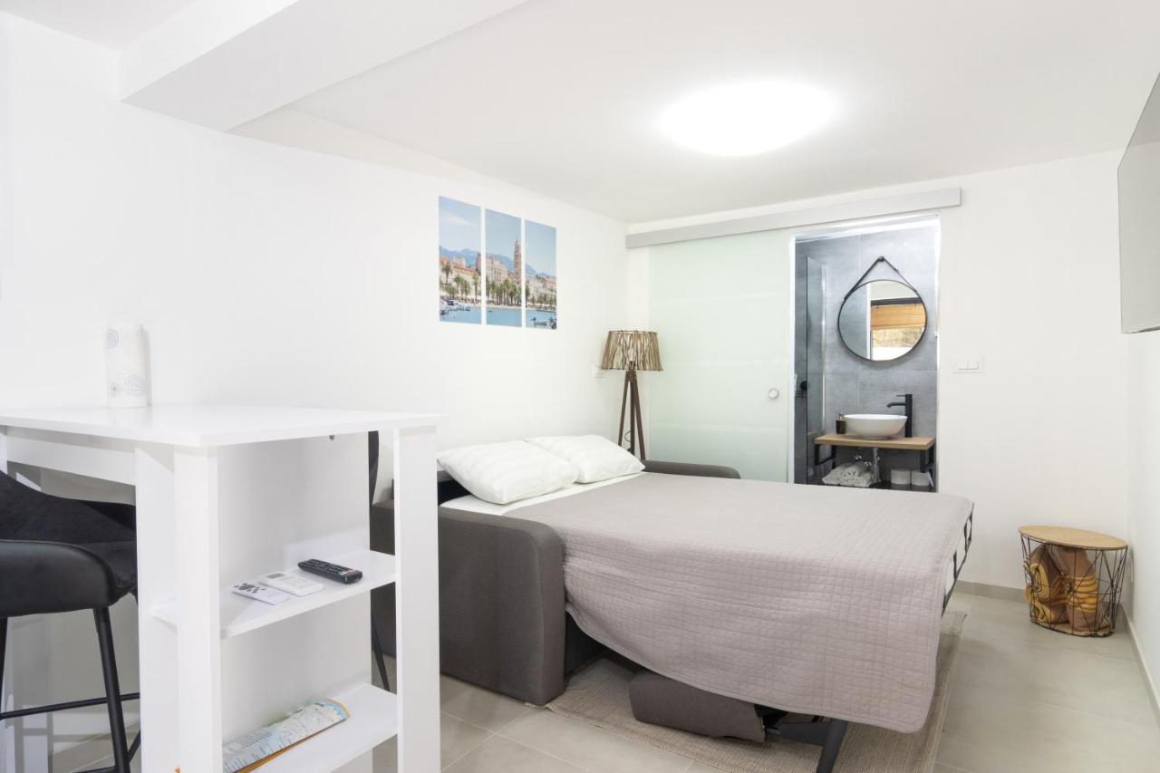 Studio Tina In Centar With Parking Split Zewnętrze zdjęcie