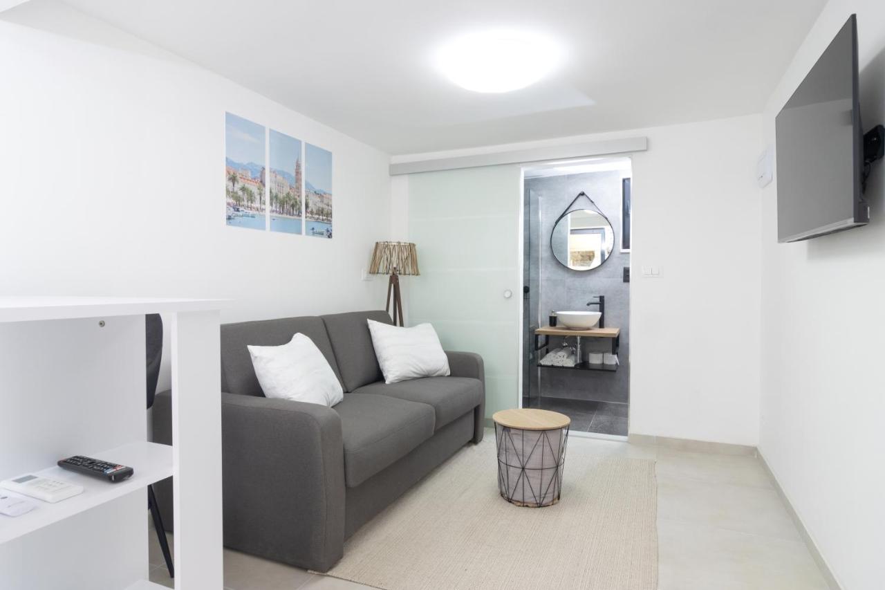 Studio Tina In Centar With Parking Split Zewnętrze zdjęcie